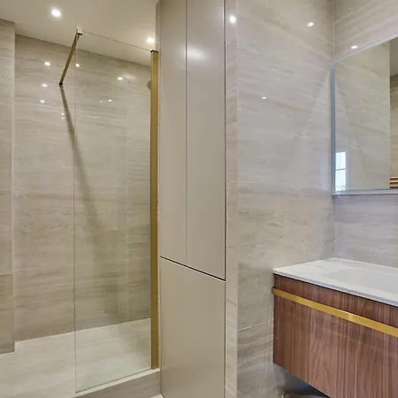 Eiffel Tower Apartment/invalide By Studioprestige *