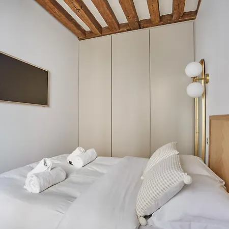 Eiffel Tower Apartment/invalide By Studioprestige Paříž