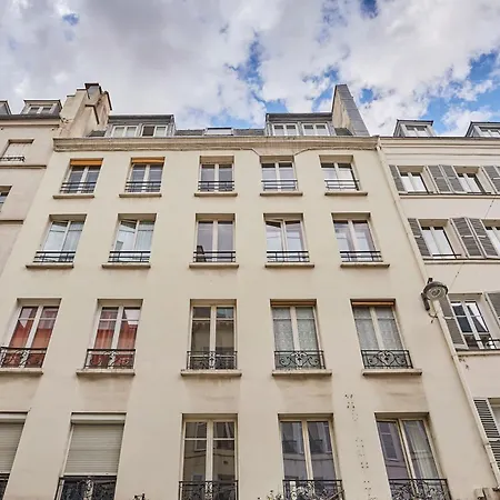 Eiffel Tower Apartment/invalide By Studioprestige